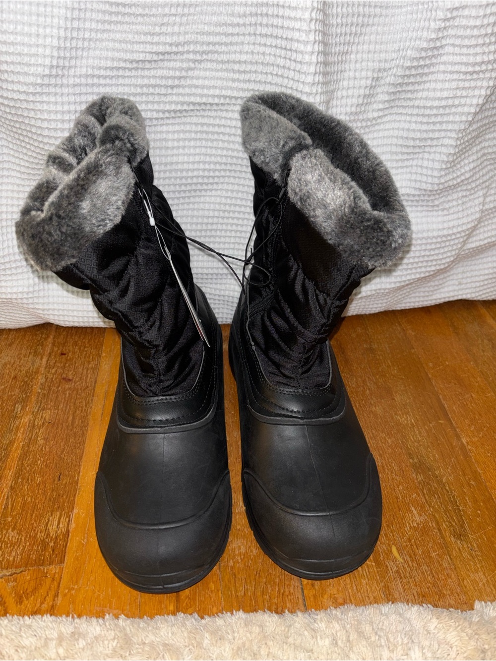 Women's Black Insulated Winter Boots with Gray Faux-Fur Cuff